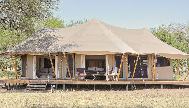 01-Cherero-Camp-tent-exterior